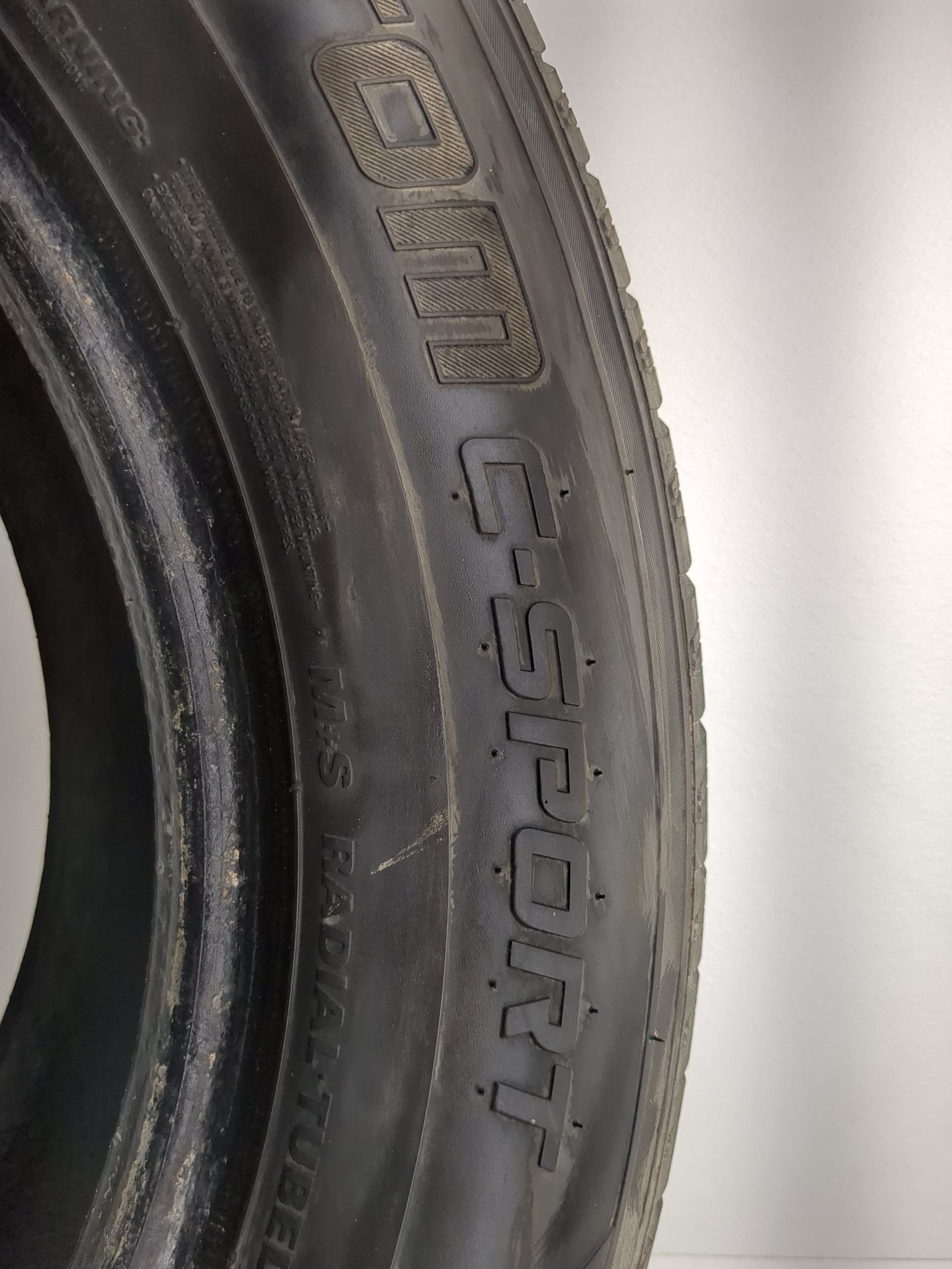 Used Tire 235/65R18 PHANTOM C-SPORT 106V - Tread Depth 6/32 - Oemusedautoparts1.com
