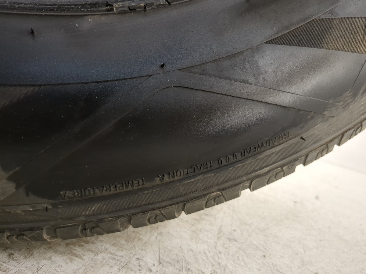 Used Tire 235/65R18 PHANTOM C-SPORT 106V - Tread Depth 6/32 - Oemusedautoparts1.com