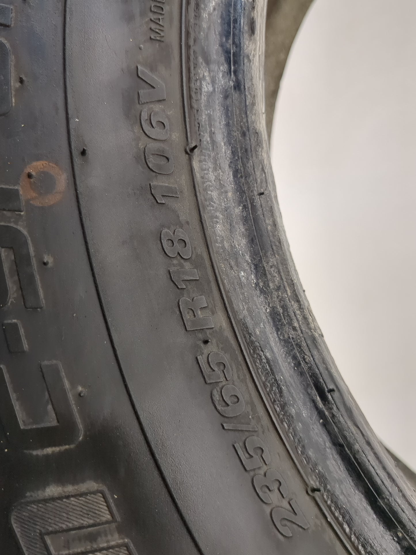 Used Tire 235/65R18 PHANTOM C-SPORT 106V - Tread Depth 6/32 - Oemusedautoparts1.com