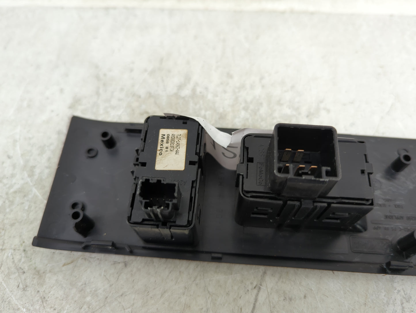 2008-2010 Ford Explorer Master Power Window Switch Replacement Driver Side Left P/N:7L2T-14963-AAW Fits OEM Used Auto Parts 