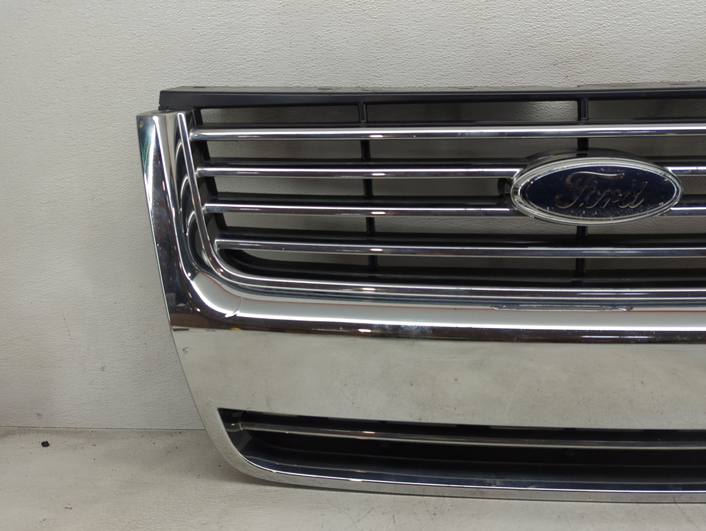 2006-2010 Ford Explorer Front Grille Bumper Not Included - Oemusedautoparts1.com