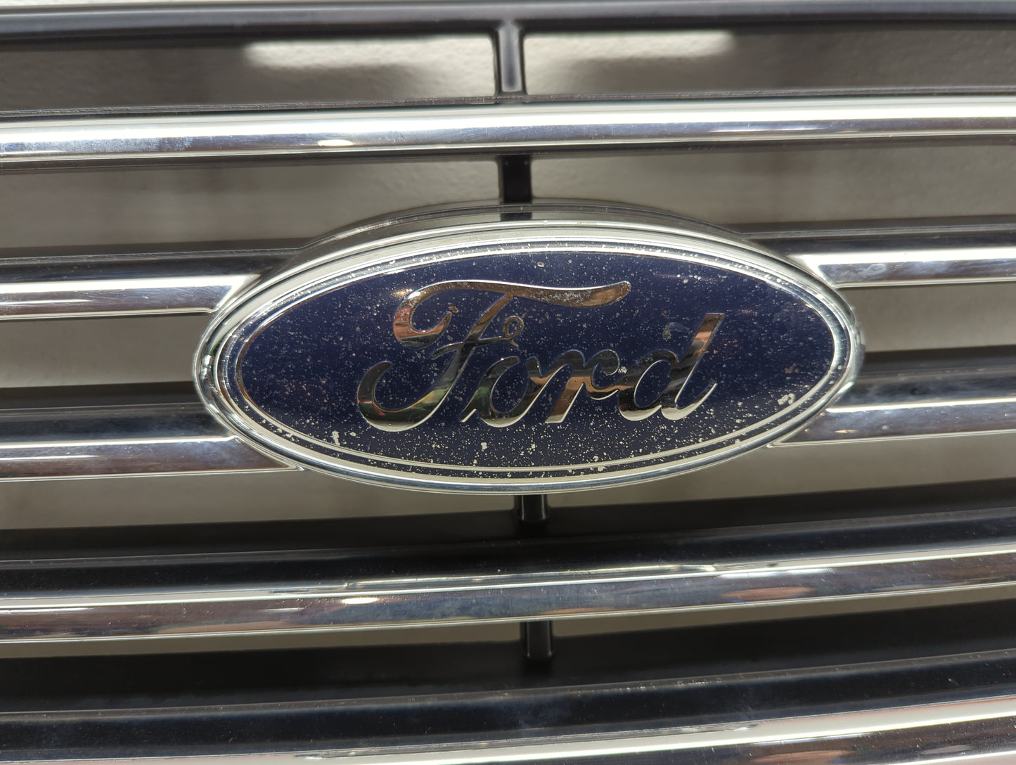2006-2010 Ford Explorer Front Grille Bumper Not Included - Oemusedautoparts1.com