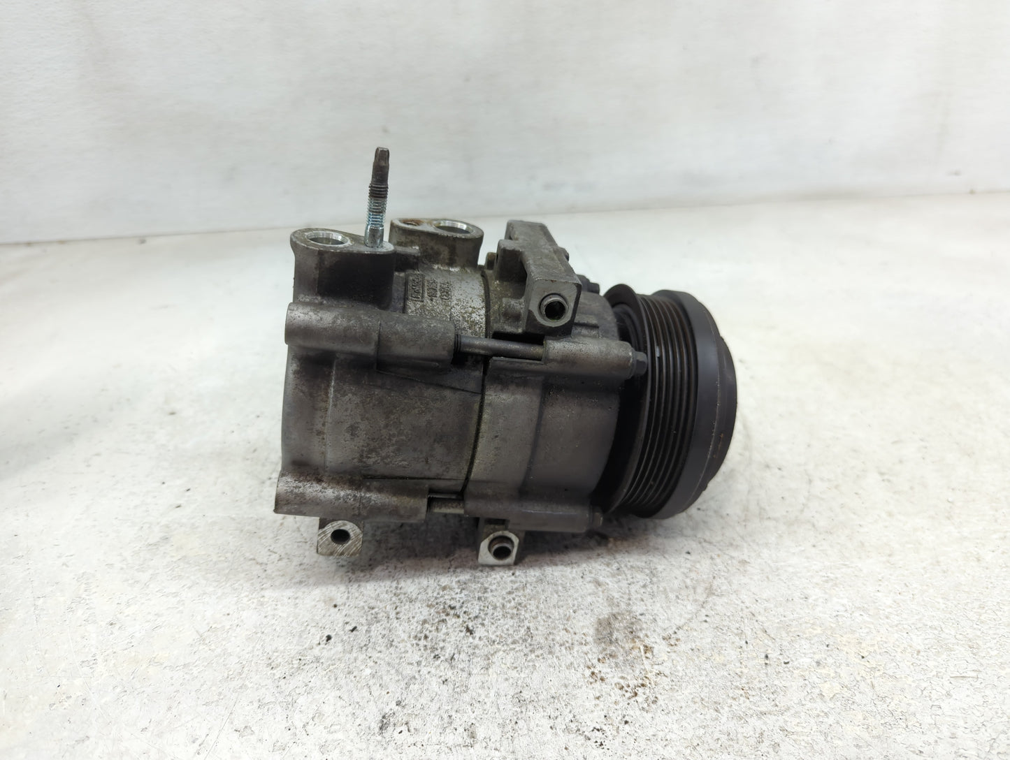 2006-2010 Ford Explorer Air Conditioning A/c Ac Compressor Oem - Oemusedautoparts1.com