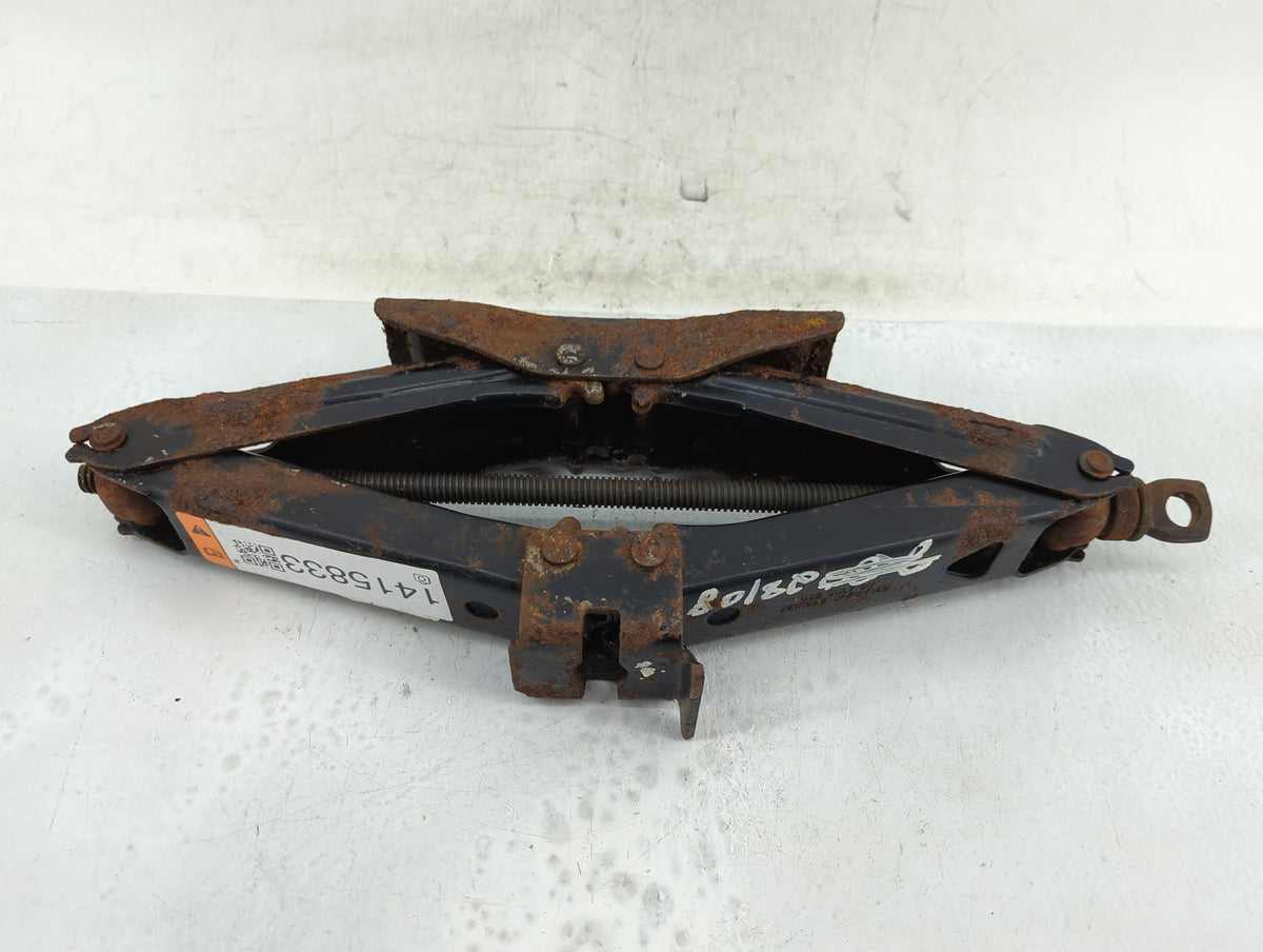 2010 Ford Explorer Spare Scissor Car Jack 1415833 - Oemusedautoparts1.com