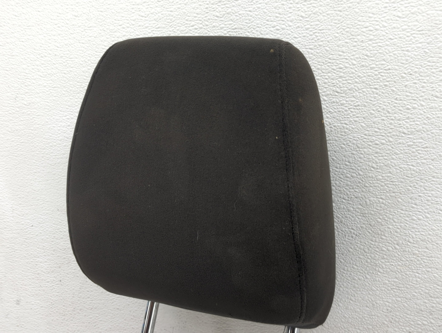2009-2010 Ford Explorer Headrest Head Rest Rear Seat Fits Fits 2009 2010 OEM Used Auto Parts - Oemusedautoparts1.com