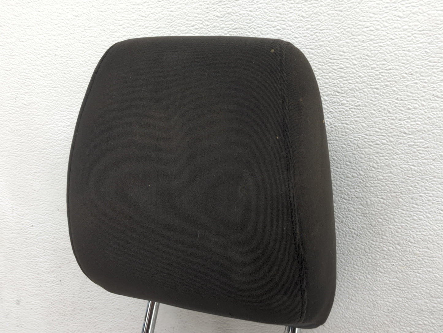 2009-2010 Ford Explorer Headrest Head Rest Rear Seat Fits Fits 2009 2010 OEM Used Auto Parts - Oemusedautoparts1.com