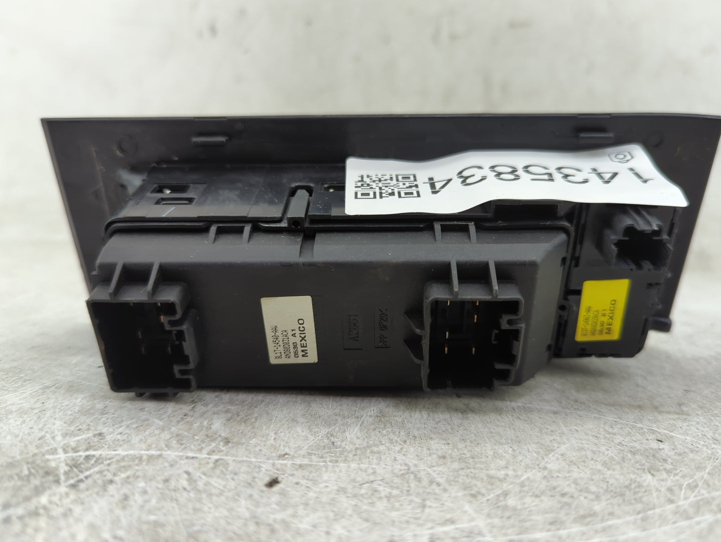 2008-2010 Ford Explorer Master Power Window Switch Replacement Driver Side Left P/N:8L1T-14540-AAW Fits OEM Used Auto Parts 