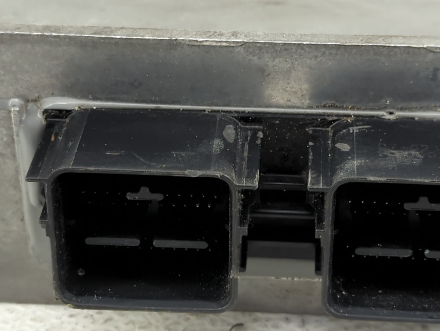 2007-2010 Ford Explorer PCM Engine Control Computer ECU ECM PCU OEM P/N:7L2A-12A650-UB Fits Fits 2007 2008 2009 2010 OEM Use
