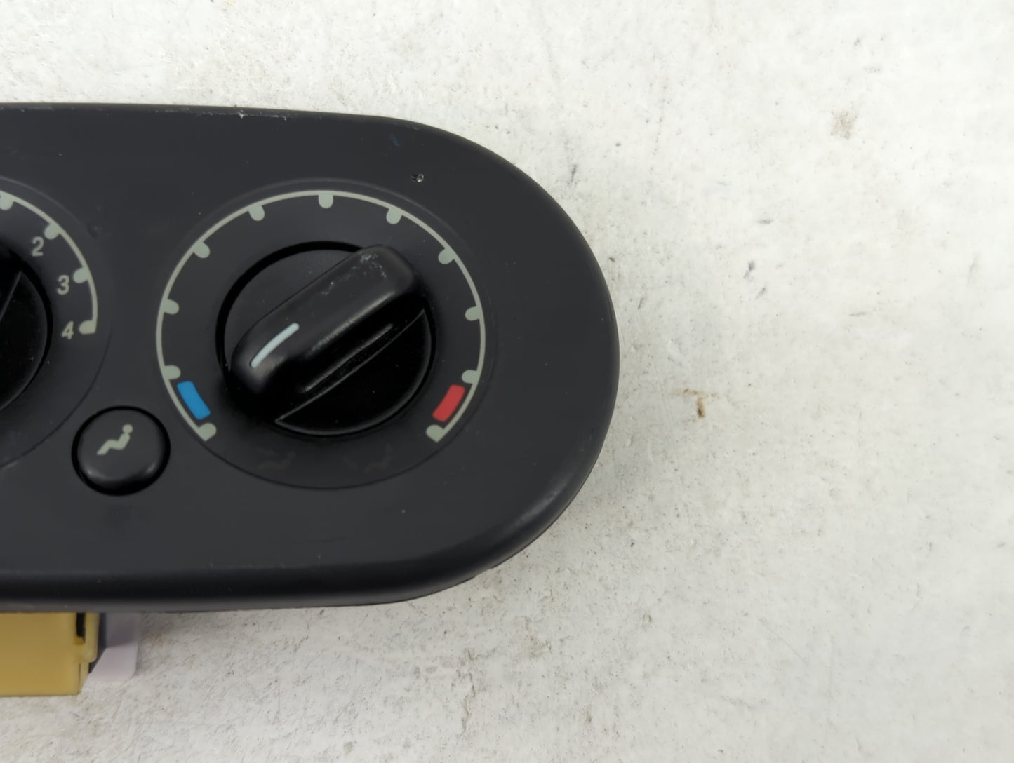 2002-2010 Ford Explorer Climate Control Module Temperature AC/Heater Replacement P/N:5L2H-19D838-BA Fits OEM Used Auto Parts