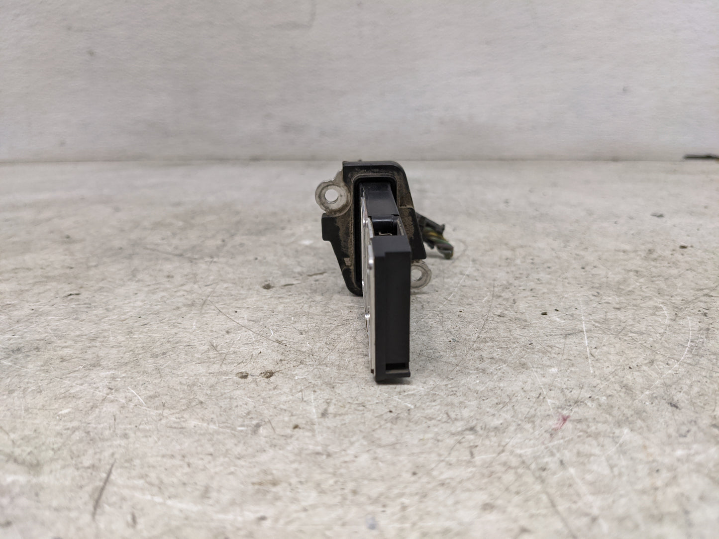 2004-2012 Ford Explorer Mass Air Flow Meter Maf 1487462 - Oemusedautoparts1.com