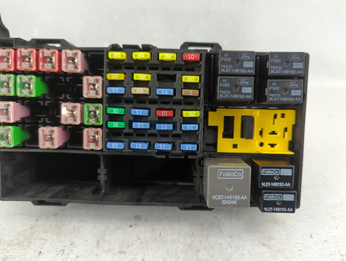 2002-2010 Ford Explorer Fusebox Fuse Box Panel Relay Module P/N:2L5T-14A075-AA Fits OEM Used Auto Parts - Oemusedautoparts1.