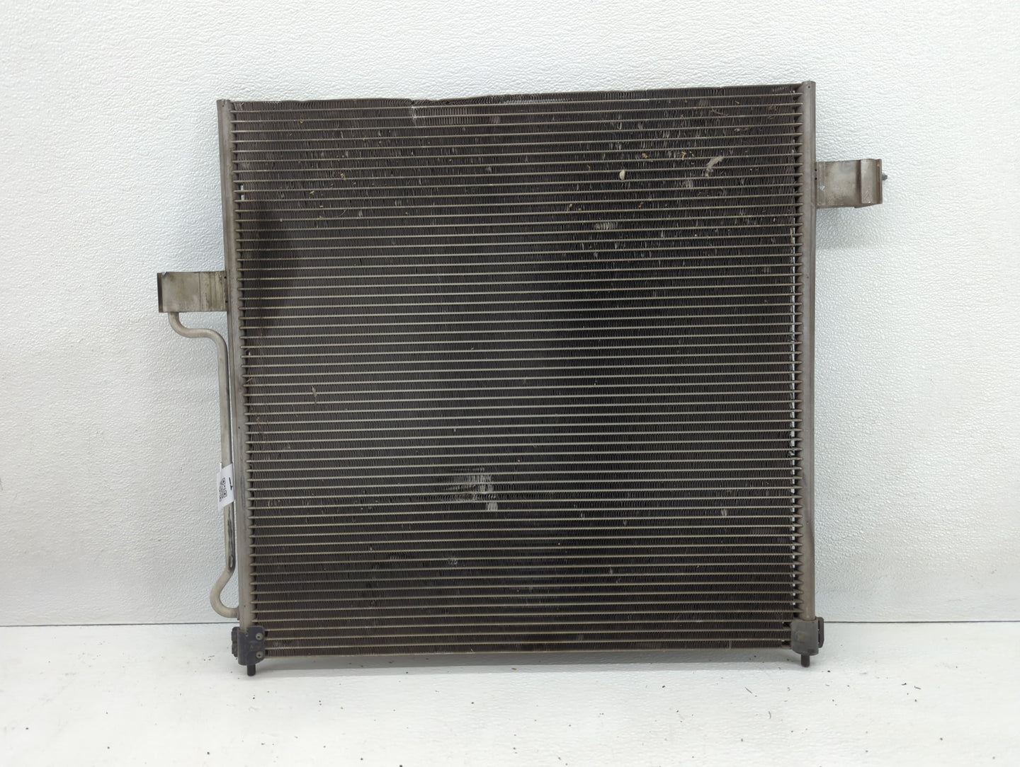 Ford Explorer Left Radiator Fan Motor Assembly Black - Oemusedautoparts1.com