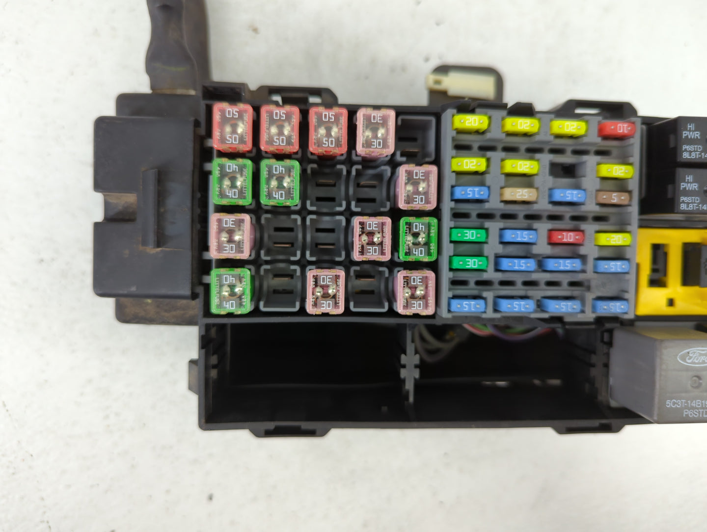 2002-2010 Ford Explorer Fusebox Fuse Box Panel Relay Module P/N:2L5T-14A075-AA Fits OEM Used Auto Parts - Oemusedautoparts1.