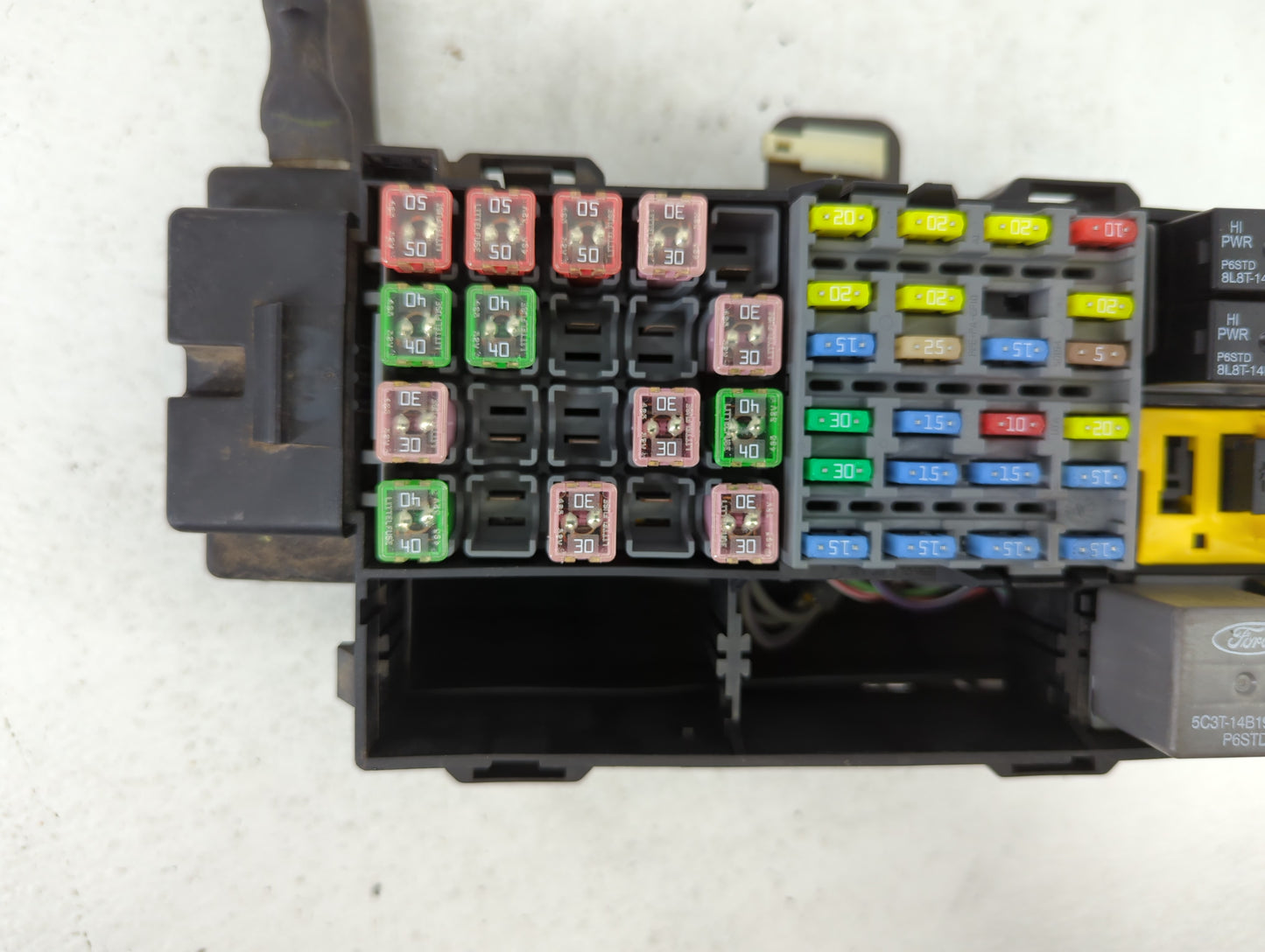 2002-2010 Ford Explorer Fusebox Fuse Box Panel Relay Module P/N:2L5T-14A075-AA Fits OEM Used Auto Parts - Oemusedautoparts1.