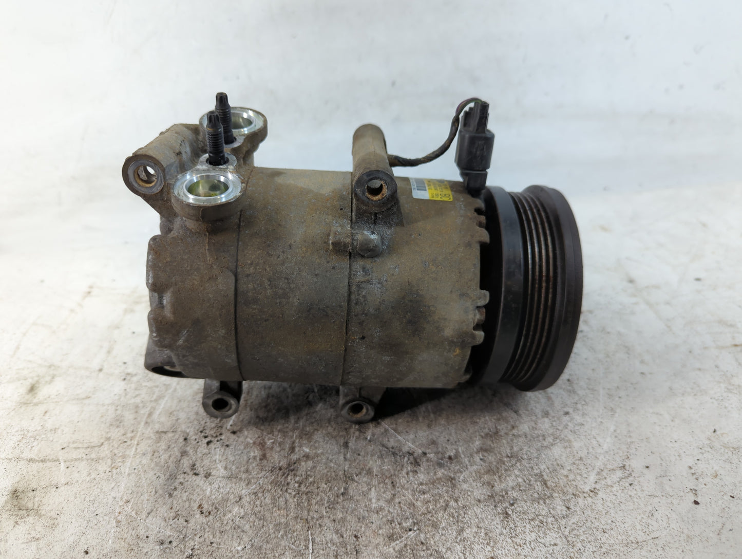 2006-2010 Ford Explorer Air Conditioning A/c Ac Compressor Oem - Oemusedautoparts1.com