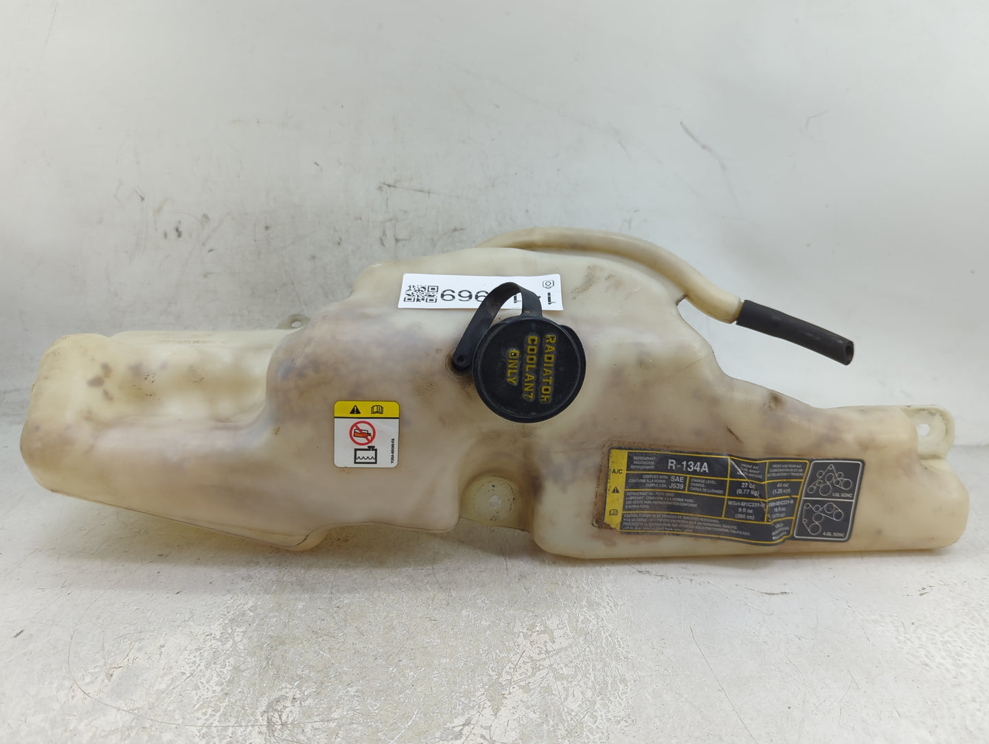 Ford Explorer Sport Radiator Coolant Overflow Expansion Tank Bottle - Oemusedautoparts1.com