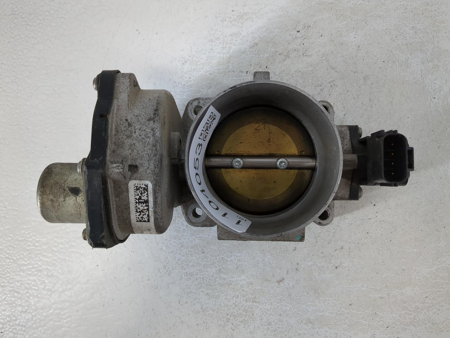 2010 Ford F-150 Throttle Body P/N:8L3E-9F991-CA Fits Fits 2011 2012 2013 2014 OEM Used Auto Parts - Oemusedautoparts1.com