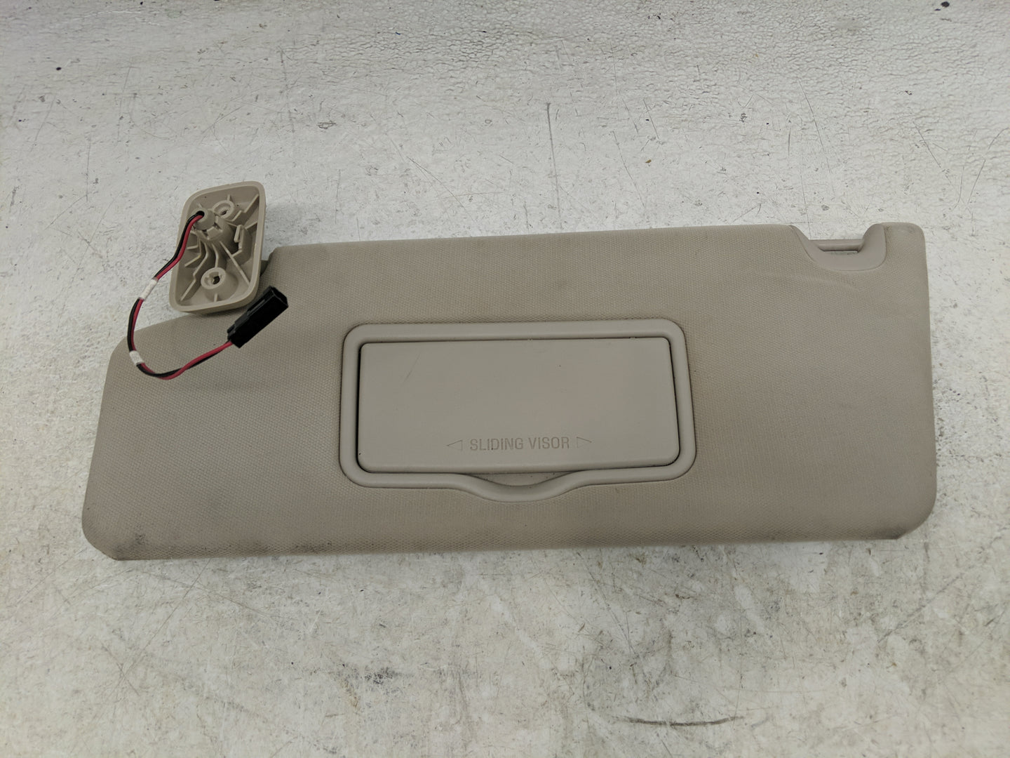 2009-2010 Ford F-150 Sun Visor Shade Replacement Driver Left Mirror Fits Fits 2009 2010 OEM Used Auto Parts - Oemusedautopar