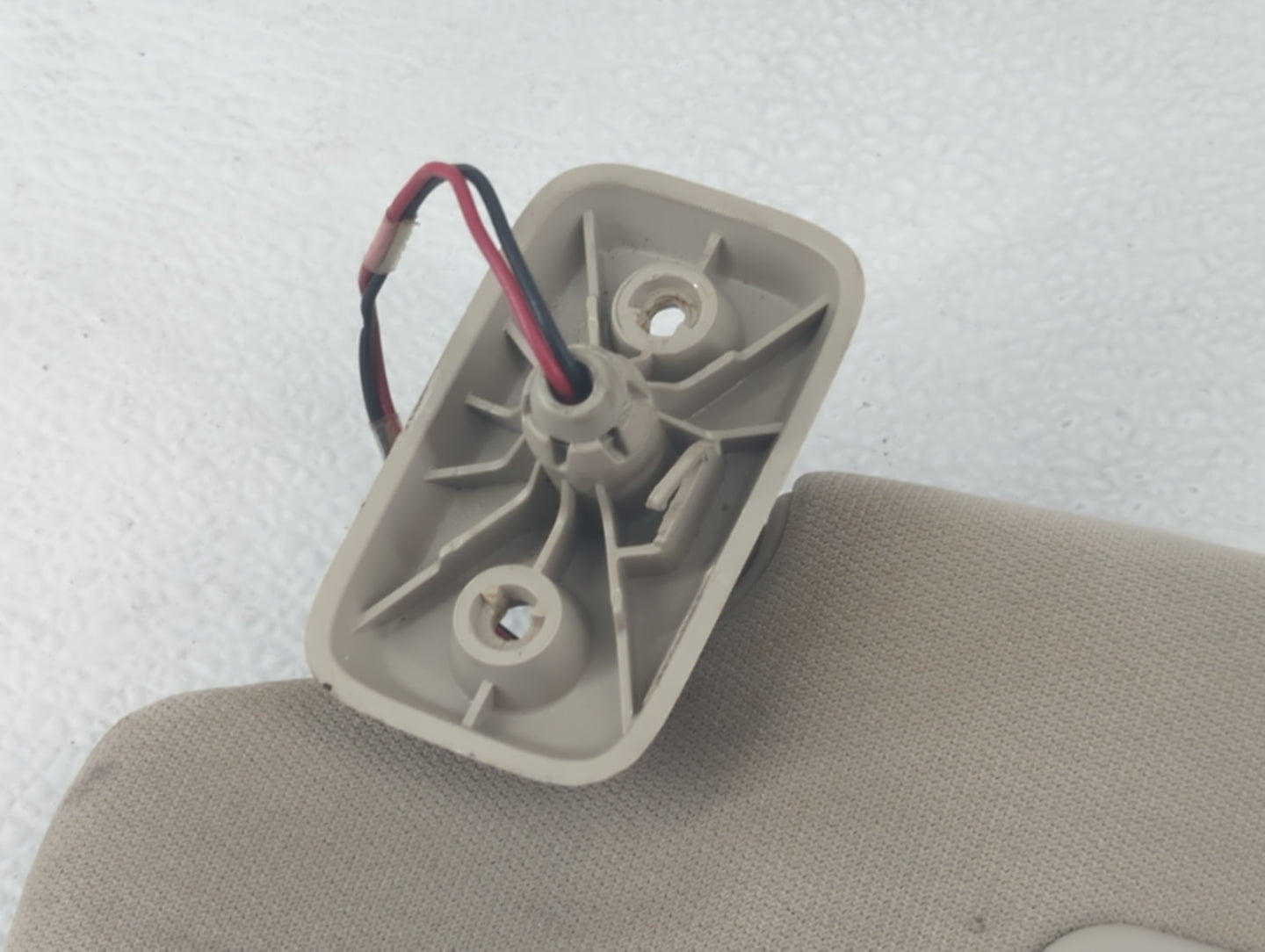 2009-2010 Ford F-150 Sun Visor Shade Replacement Driver Left Mirror Fits Fits 2009 2010 OEM Used Auto Parts - Oemusedautopar