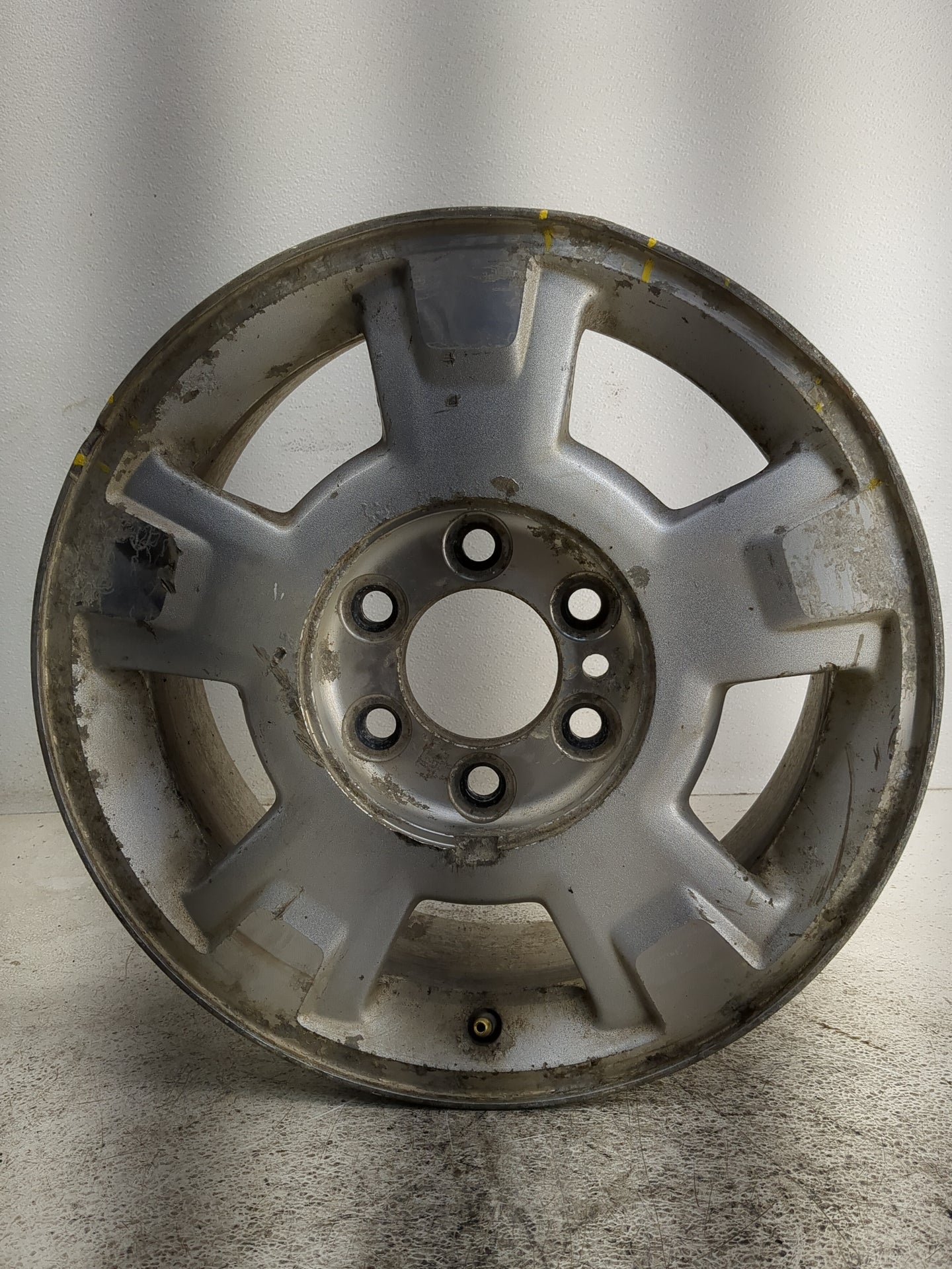 2009-2014 Ford F-150 Oem Wheel Rim 1357690 - Oemusedautoparts1.com