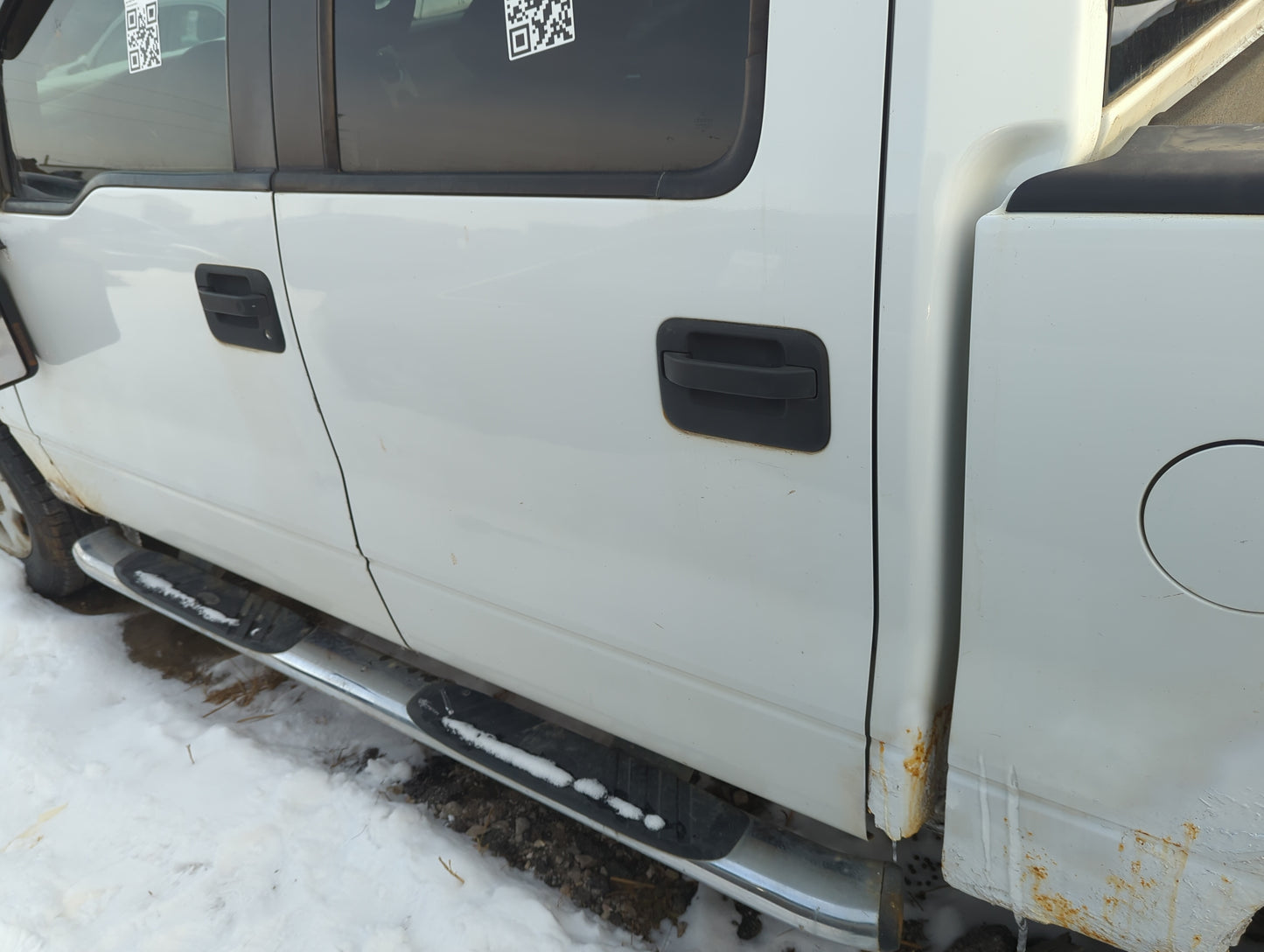 2010-2014 Ford F-150 Driver Rear Door Oem 1363946 - Oemusedautoparts1.com