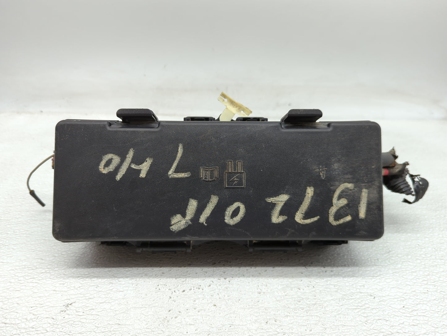 2009-2010 Ford F-150 Fusebox Fuse Box Panel Relay Module P/N:9L1T-14A003-BA Fits Fits 2009 2010 OEM Used Auto Parts - Oemuse