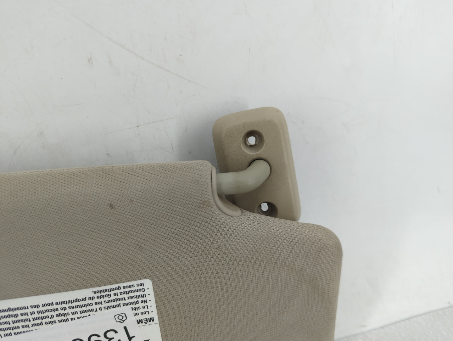 2010 Ford F-150 Sun Visor Shade Replacement Driver Left Mirror Fits OEM Used Auto Parts - Oemusedautoparts1.com