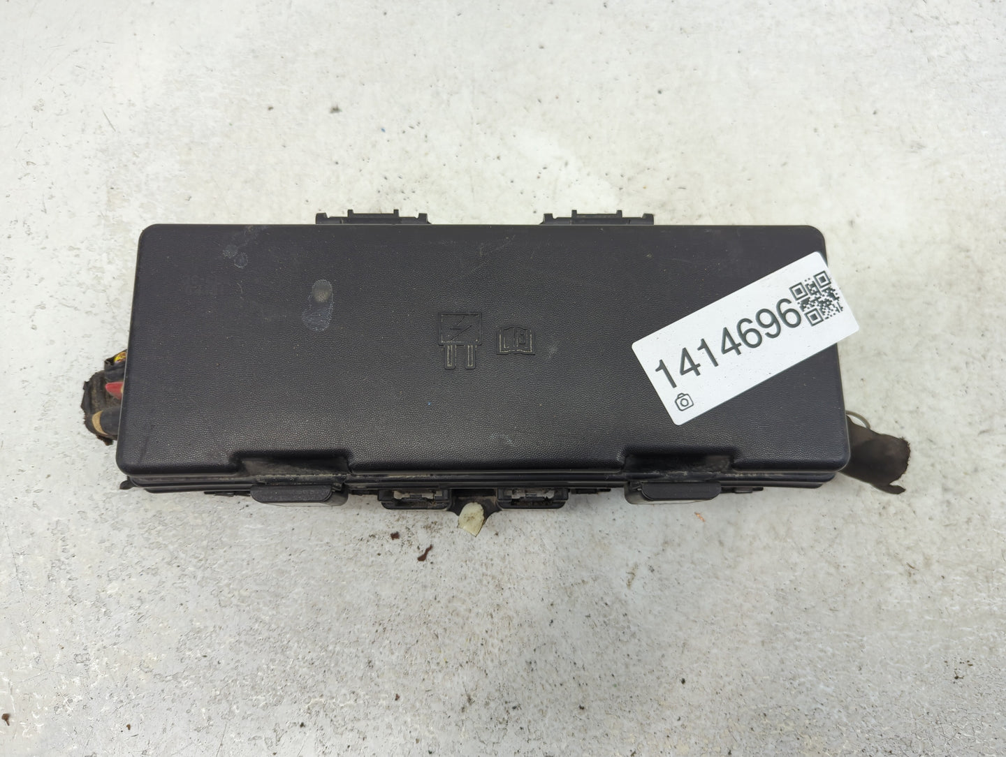 2009-2010 Ford F-150 Fusebox Fuse Box Panel Relay Module P/N:9L1T-14A003-AA Fits Fits 2009 2010 OEM Used Auto Parts - Oemuse