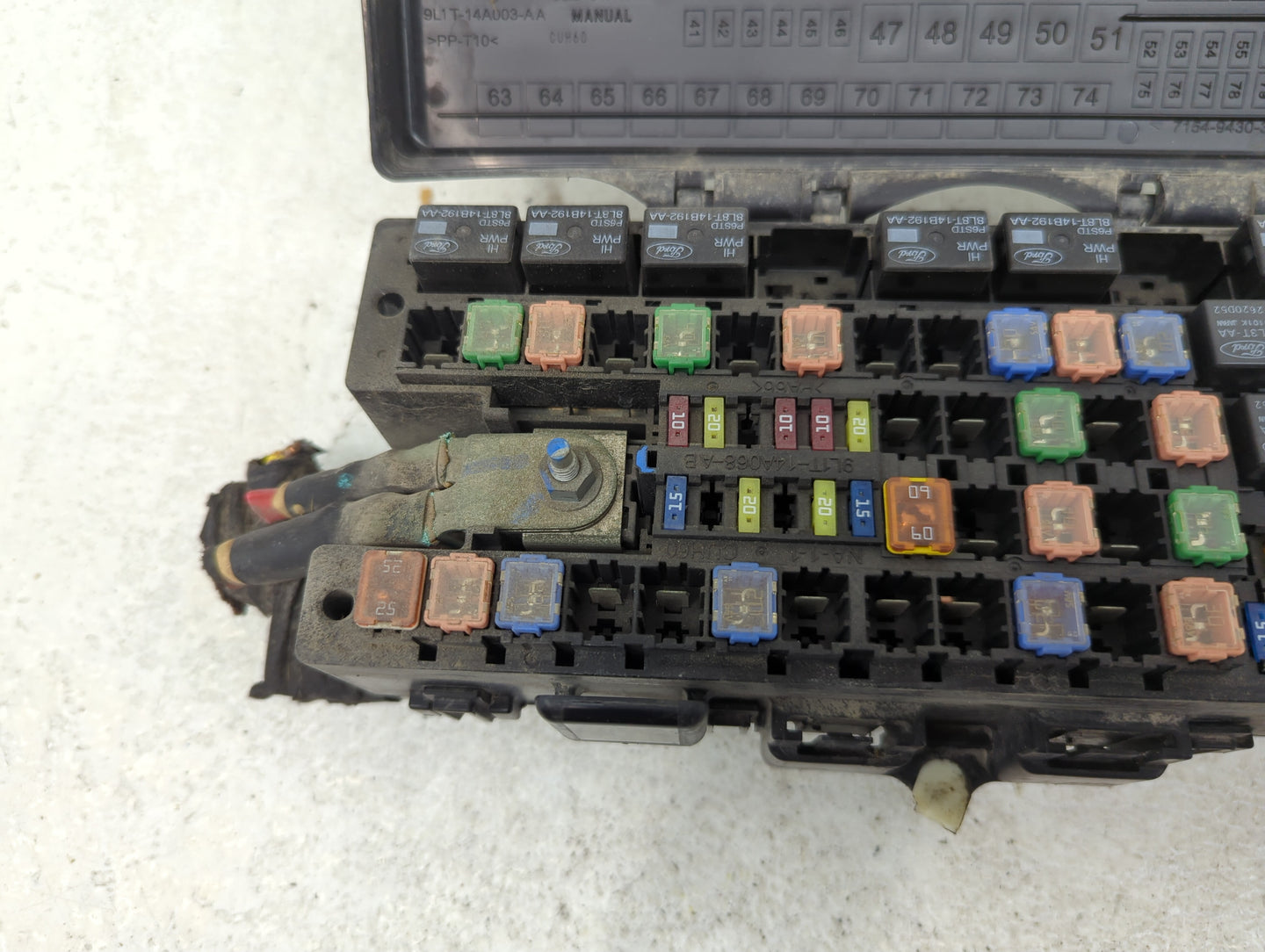 2009-2010 Ford F-150 Fusebox Fuse Box Panel Relay Module P/N:9L1T-14A003-AA Fits Fits 2009 2010 OEM Used Auto Parts - Oemuse