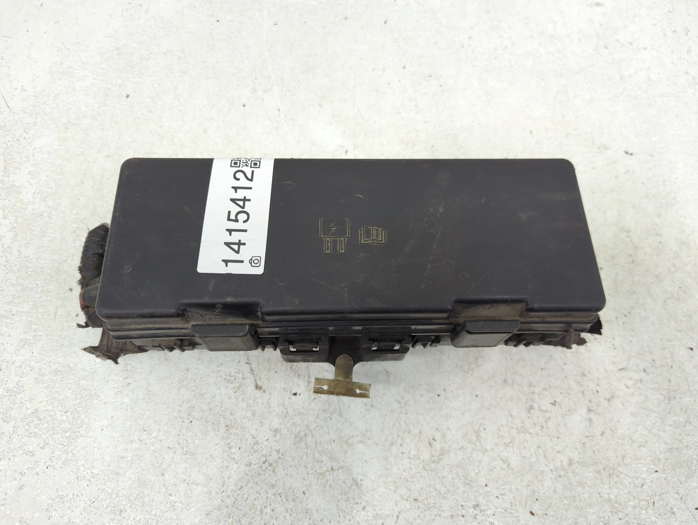 2009-2010 Ford F-150 Fusebox Fuse Box Panel Relay Module P/N:9L1T-14A003-AA Fits Fits 2009 2010 OEM Used Auto Parts - Oemuse