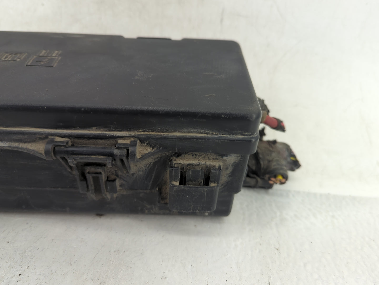 2009-2010 Ford F-150 Fusebox Fuse Box Panel Relay Module Fits Fits 2009 2010 OEM Used Auto Parts - Oemusedautoparts1.com