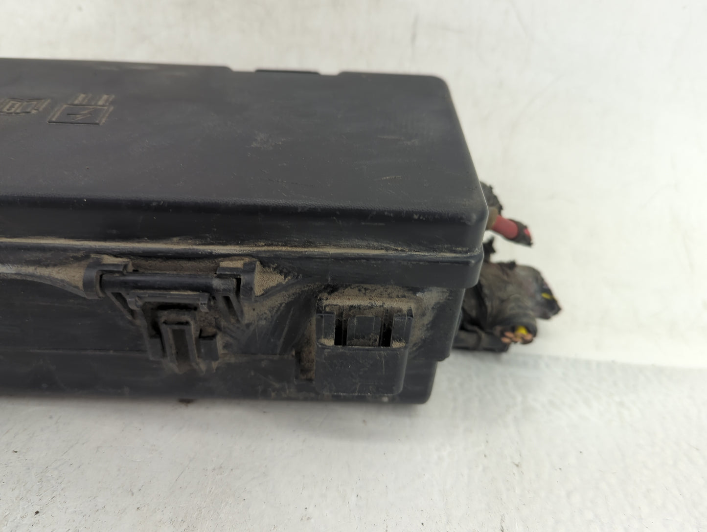 2009-2010 Ford F-150 Fusebox Fuse Box Panel Relay Module Fits Fits 2009 2010 OEM Used Auto Parts - Oemusedautoparts1.com