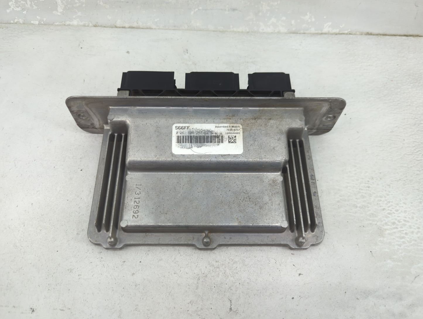 2010 Ford F-150 PCM Engine Control Computer ECU ECM PCU OEM P/N:9C2A-12B684-AD 0261S06257, AL3A-12A650-BYN3 Fits OEM Used Au