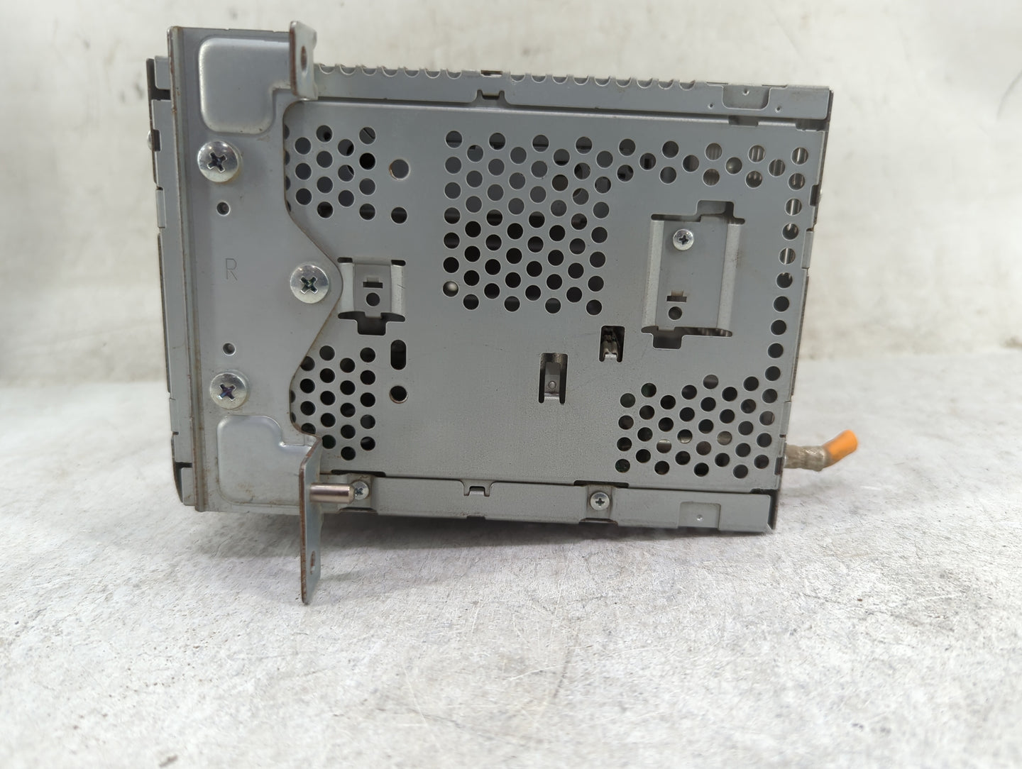 2009-2010 Ford F-150 Radio AM FM Cd Player Receiver Replacement P/N:PU-3335A-A AL3T-19C107-BE, 276-0647-68 Fits Fits 2009 20