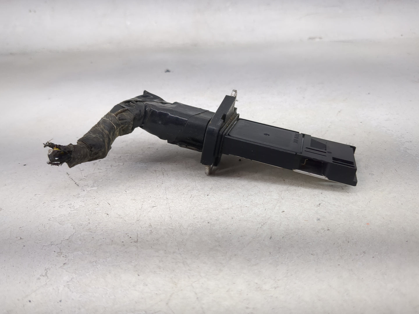 2004-2010 Ford F-150 Mass Air Flow Meter Maf 1485893 - Oemusedautoparts1.com