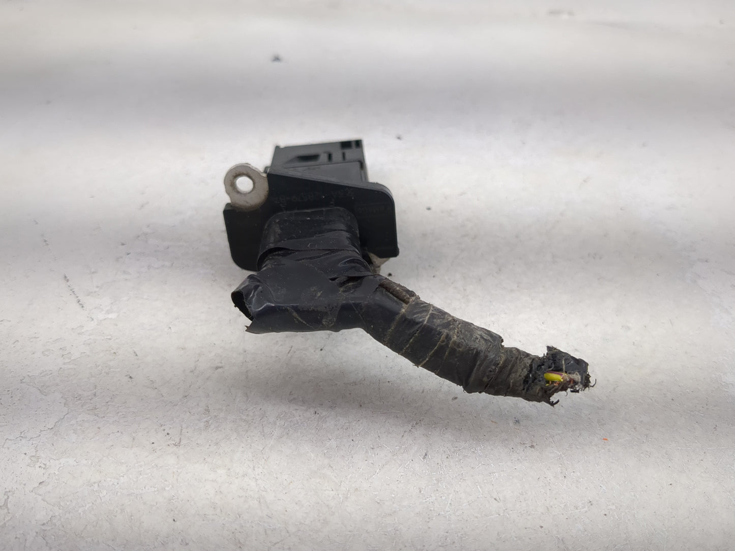 2004-2010 Ford F-150 Mass Air Flow Meter Maf 1485893 - Oemusedautoparts1.com