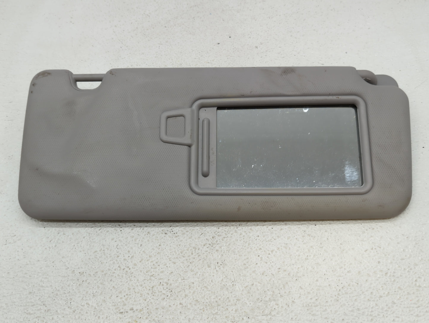 2009-2010 Ford F-150 Sun Visor Shade Replacement Passenger Right Mirror Fits Fits 2009 2010 OEM Used Auto Parts - Oemusedaut