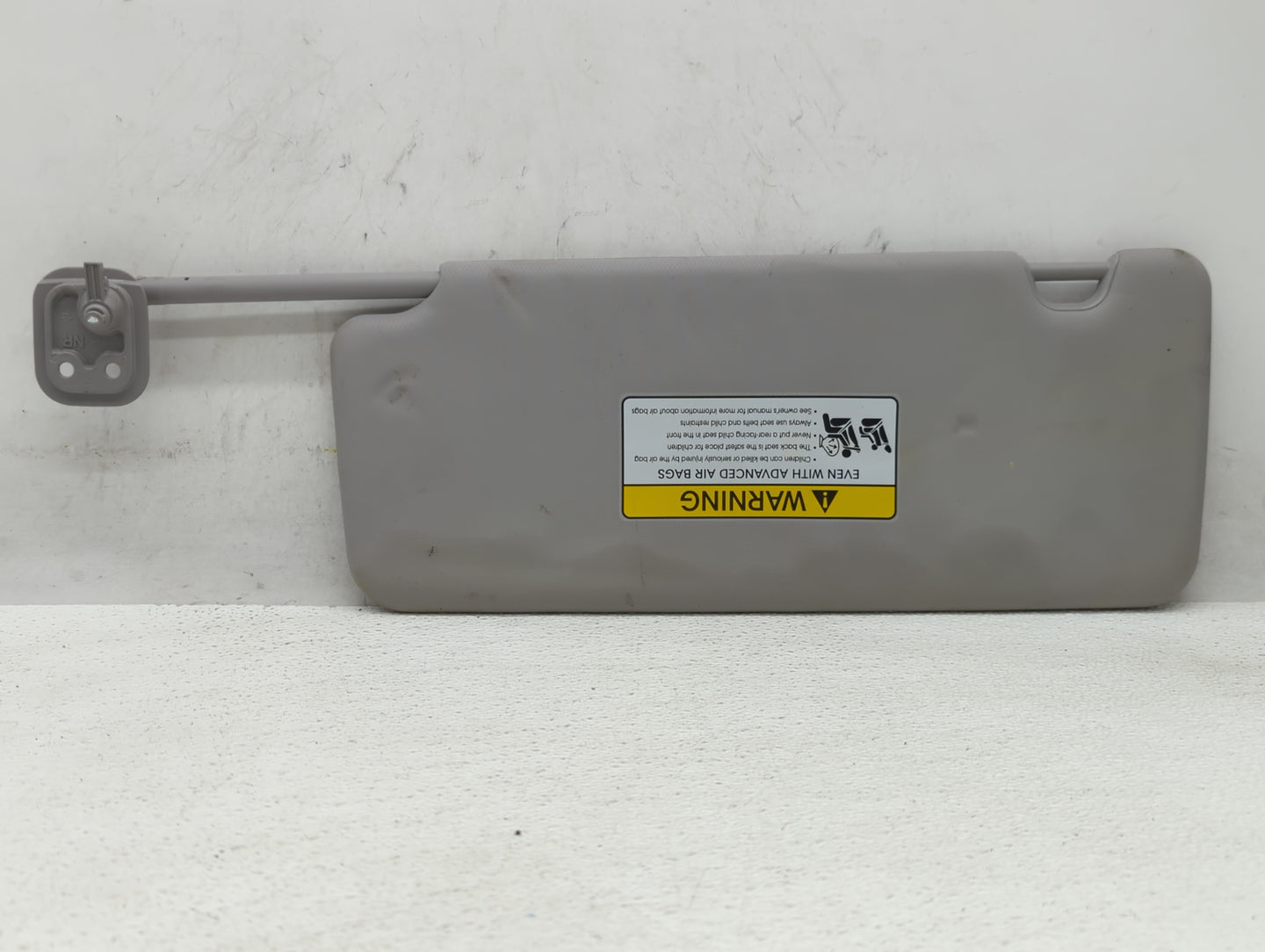 2009-2010 Ford F-150 Sun Visor Shade Replacement Passenger Right Mirror Fits Fits 2009 2010 OEM Used Auto Parts - Oemusedaut