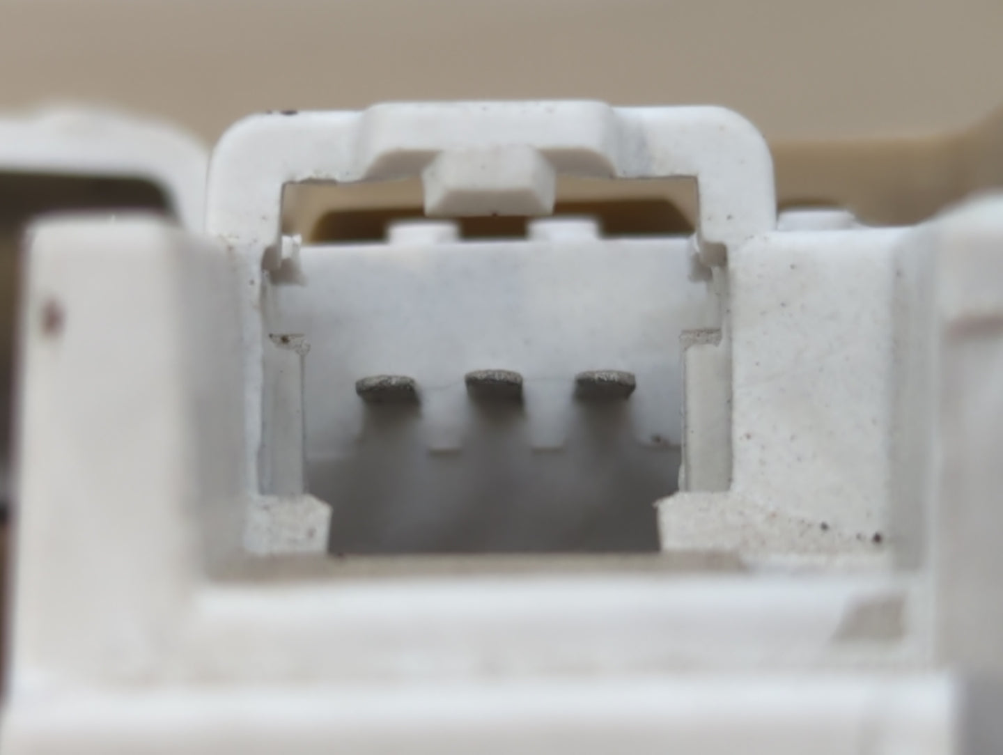 2009-2014 Ford F-150 Center Floor Console P/N:9L34-13D776-C Fits Fits 2009 2010 2011 2012 2013 2014 OEM Used Auto Parts - Oe