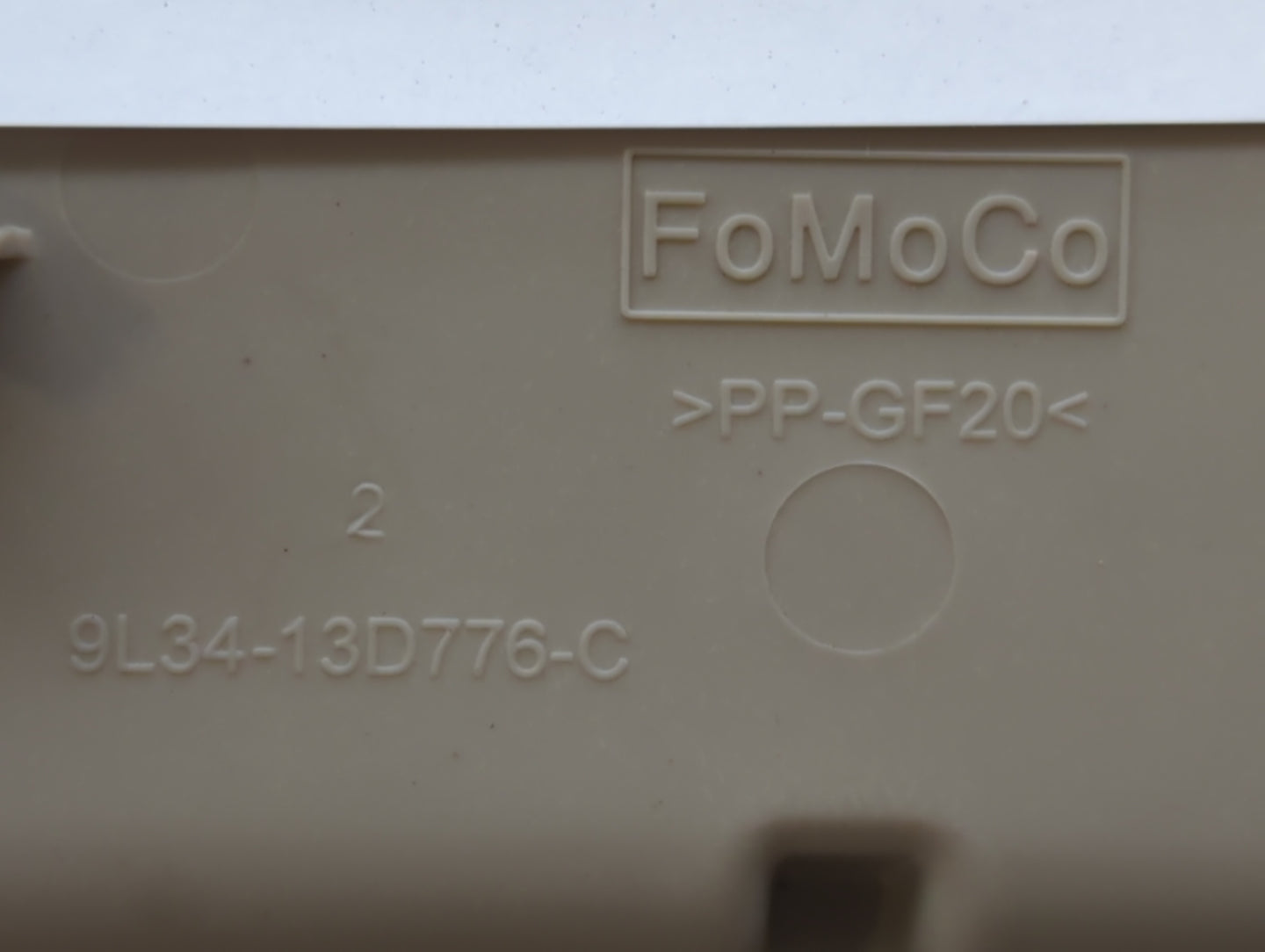 2009-2014 Ford F-150 Center Floor Console P/N:9L34-13D776-C Fits Fits 2009 2010 2011 2012 2013 2014 OEM Used Auto Parts - Oe