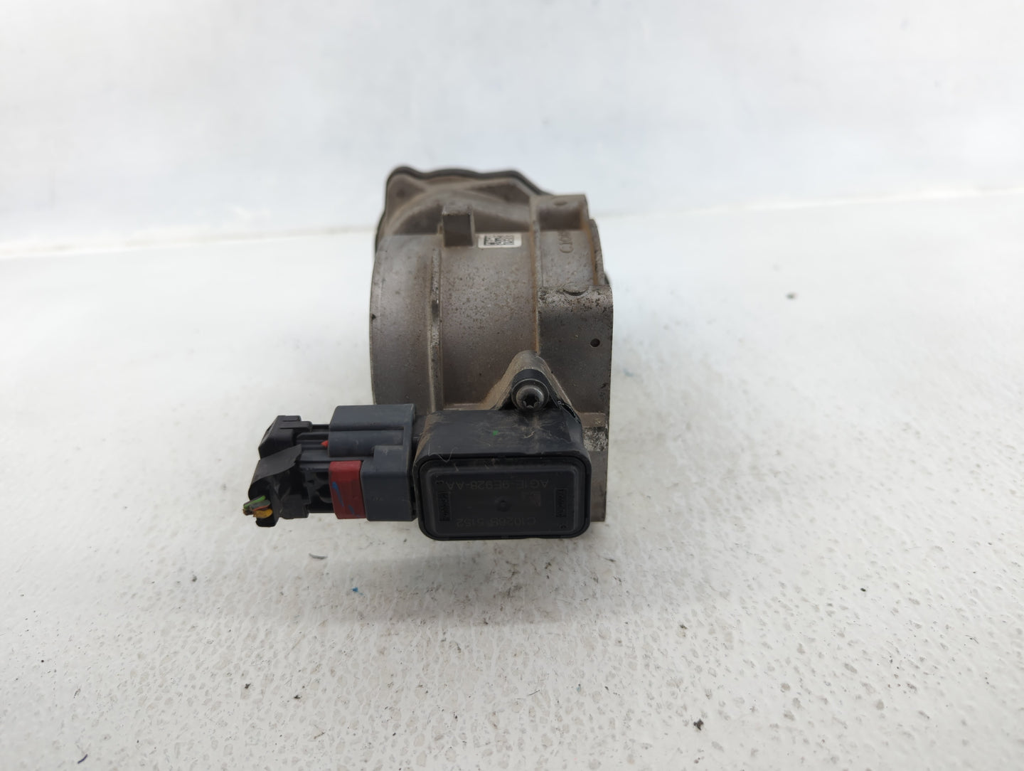 2010 Ford F-150 Throttle Body P/N:8L3E-9F991-CA Fits Fits 2011 2012 2013 2014 OEM Used Auto Parts - Oemusedautoparts1.com