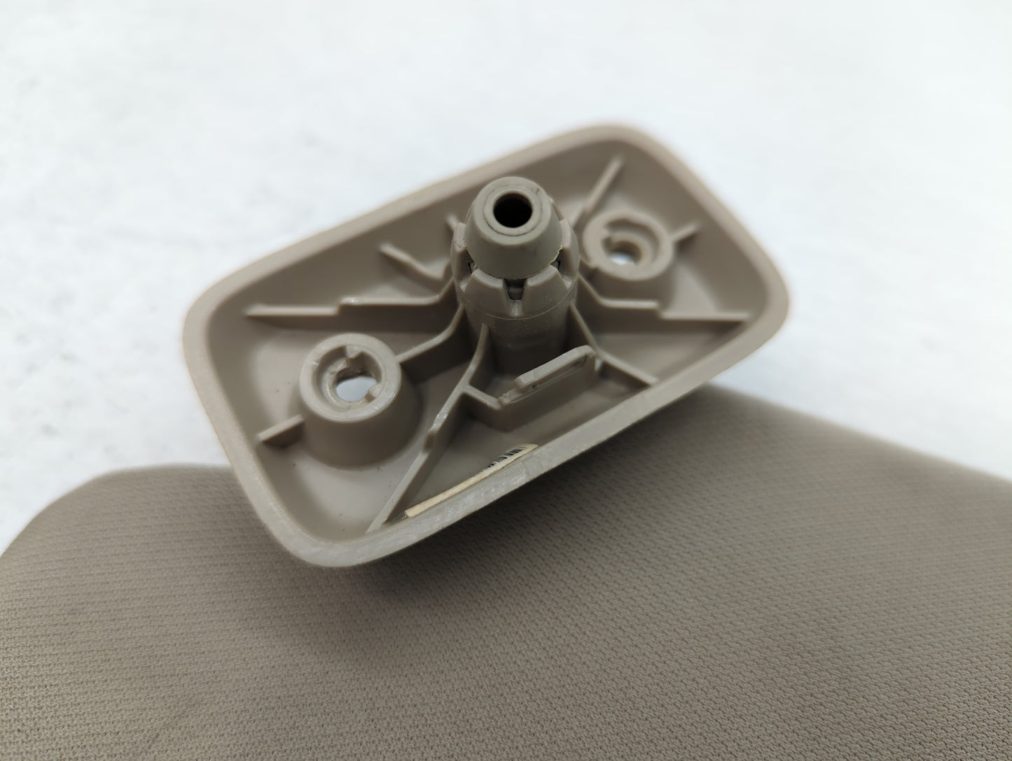 2009-2010 Ford F-150 Sun Visor Shade Replacement Driver Left Mirror Fits Fits 2009 2010 OEM Used Auto Parts - Oemusedautopar