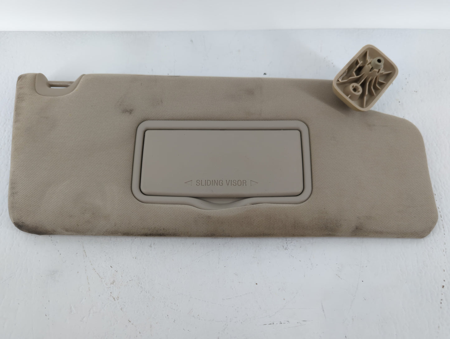 2009-2010 Ford F-150 Sun Visor Shade Replacement Passenger Right Mirror Fits Fits 2009 2010 OEM Used Auto Parts - Oemusedaut