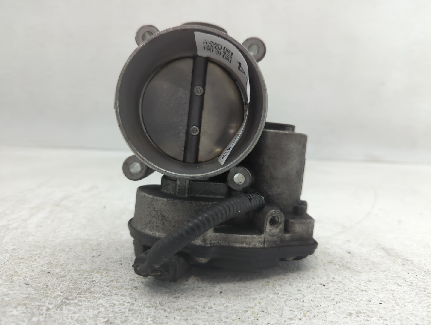 2010 Ford F-150 Throttle Body P/N:8L3E-AA Fits Fits 2011 2012 2013 2014 OEM Used Auto Parts - Oemusedautoparts1.com