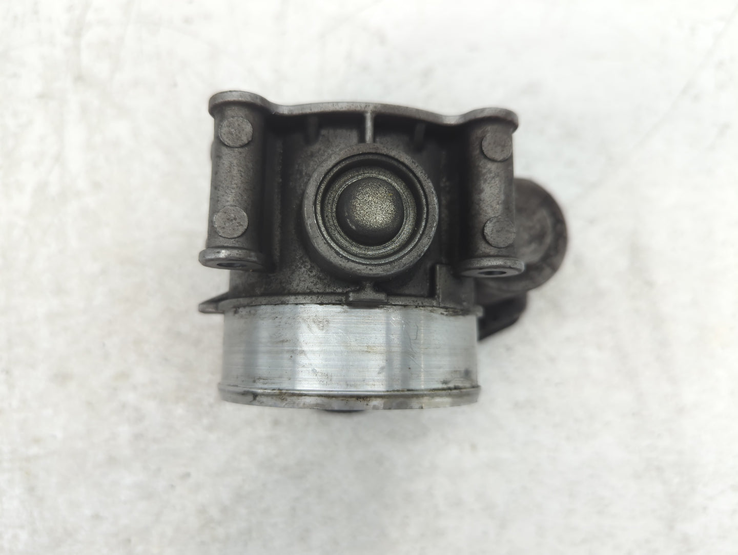 2010 Ford F-150 Throttle Body P/N:8L3E-AA Fits Fits 2011 2012 2013 2014 OEM Used Auto Parts - Oemusedautoparts1.com