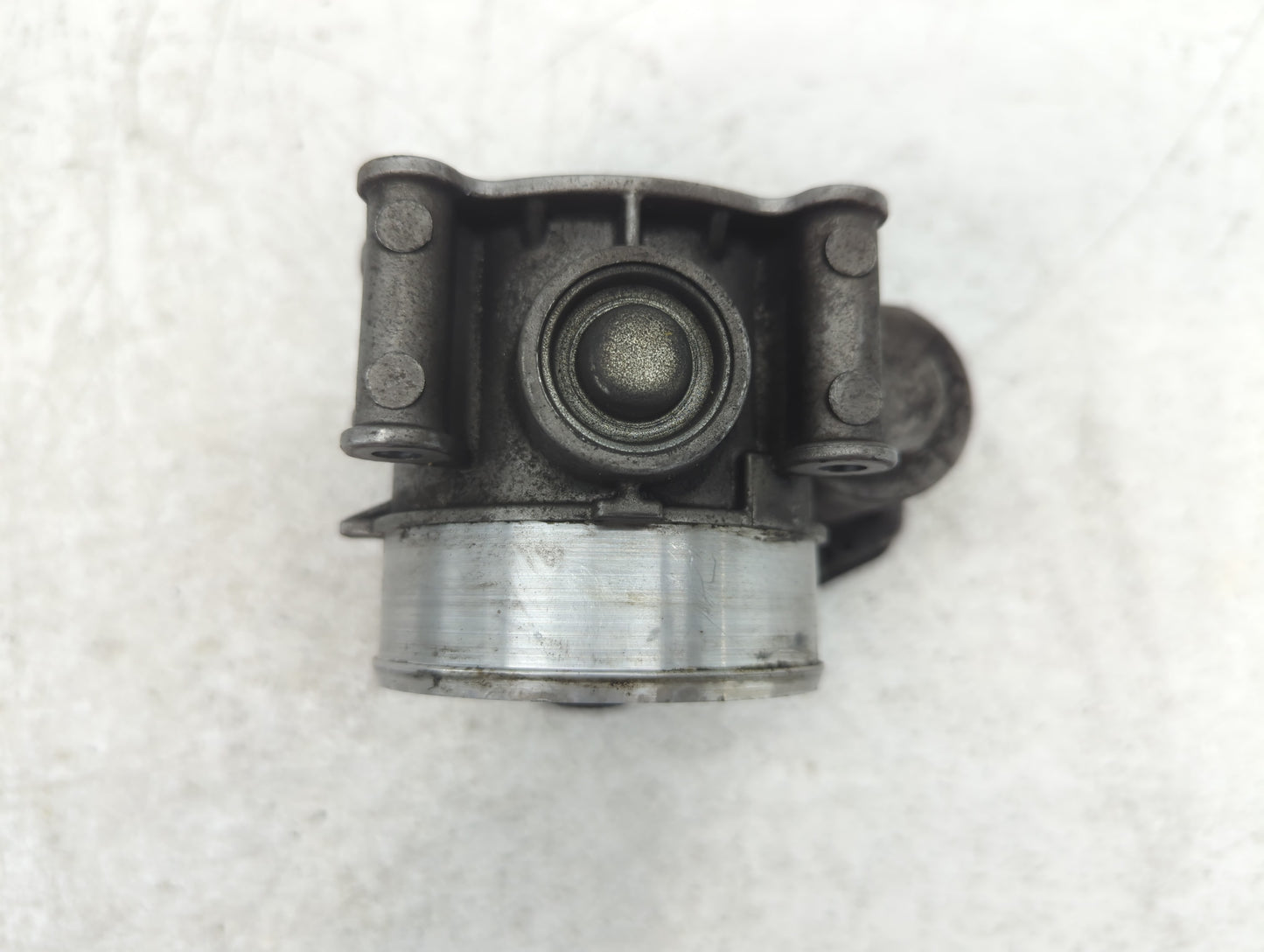 2010 Ford F-150 Throttle Body P/N:8L3E-AA Fits Fits 2011 2012 2013 2014 OEM Used Auto Parts - Oemusedautoparts1.com