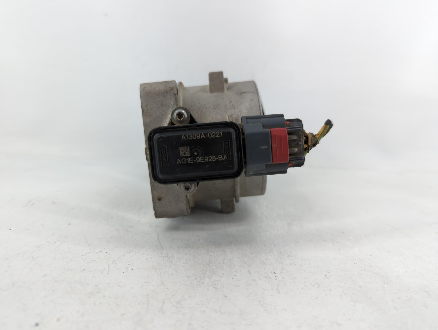 2010 Ford F-150 Throttle Body P/N:13023 C108Q Fits Fits 2011 2012 2013 2014 OEM Used Auto Parts - Oemusedautoparts1.com