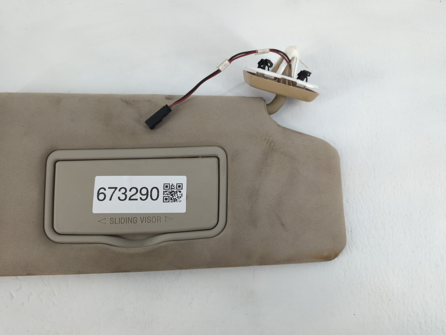 2009-2010 Ford F-150 Sun Visor Shade Replacement Passenger Right Mirror Fits Fits 2009 2010 OEM Used Auto Parts - Oemusedaut