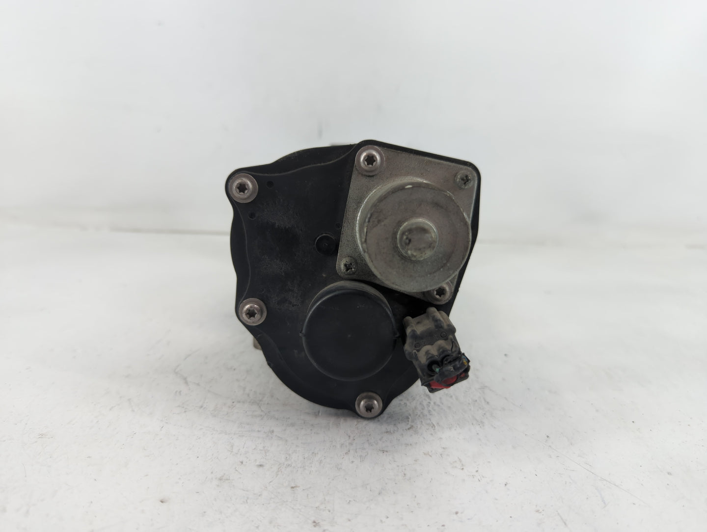 2010 Ford F-150 Throttle Body Fits Fits 2011 2012 2013 2014 OEM Used Auto Parts - Oemusedautoparts1.com