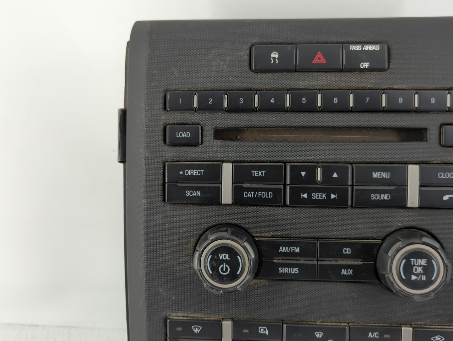 2010 Ford F-150 Radio AM FM Cd Player Receiver Replacement P/N:AL3T-18A802-HB Fits OEM Used Auto Parts - Oemusedautoparts1.c